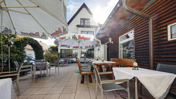 Terrace/patio - Hotel Bauer Großbettlingen (Grossbettlingen)
