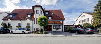 Hotel Bauer Großbettlingen