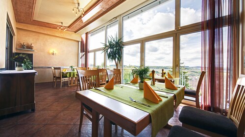 Hotel Bauer Großbettlingen