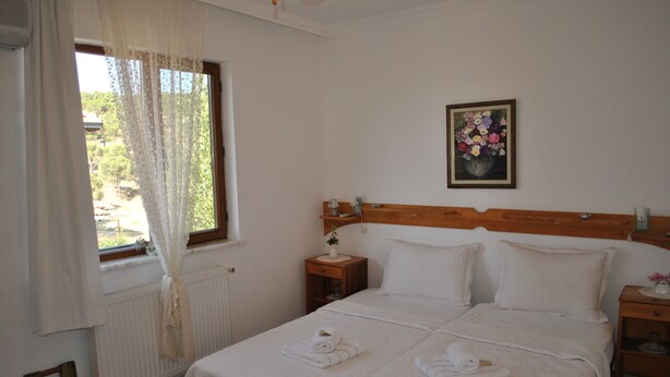 Gumus, Balcony, Forest View | View from room - Gunebakan Taliani Otel (Ayvalik)