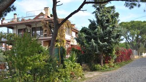 View from property - Gunebakan Taliani Otel (Ayvalik)