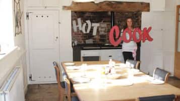 Café da manhã feito na hora grátis todos os dias