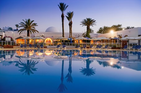 Fachada de la propiedad. Shems Holiday Village & Aquapark