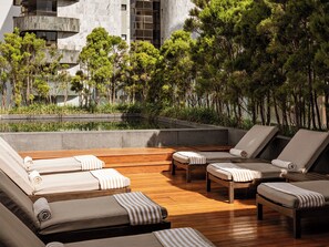 Outdoor pool - Hotel Fasano Belo Horizonte (Belo Horizonte)