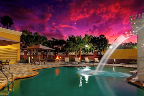 Courtyard by Marriott DeLand Historic Downtown