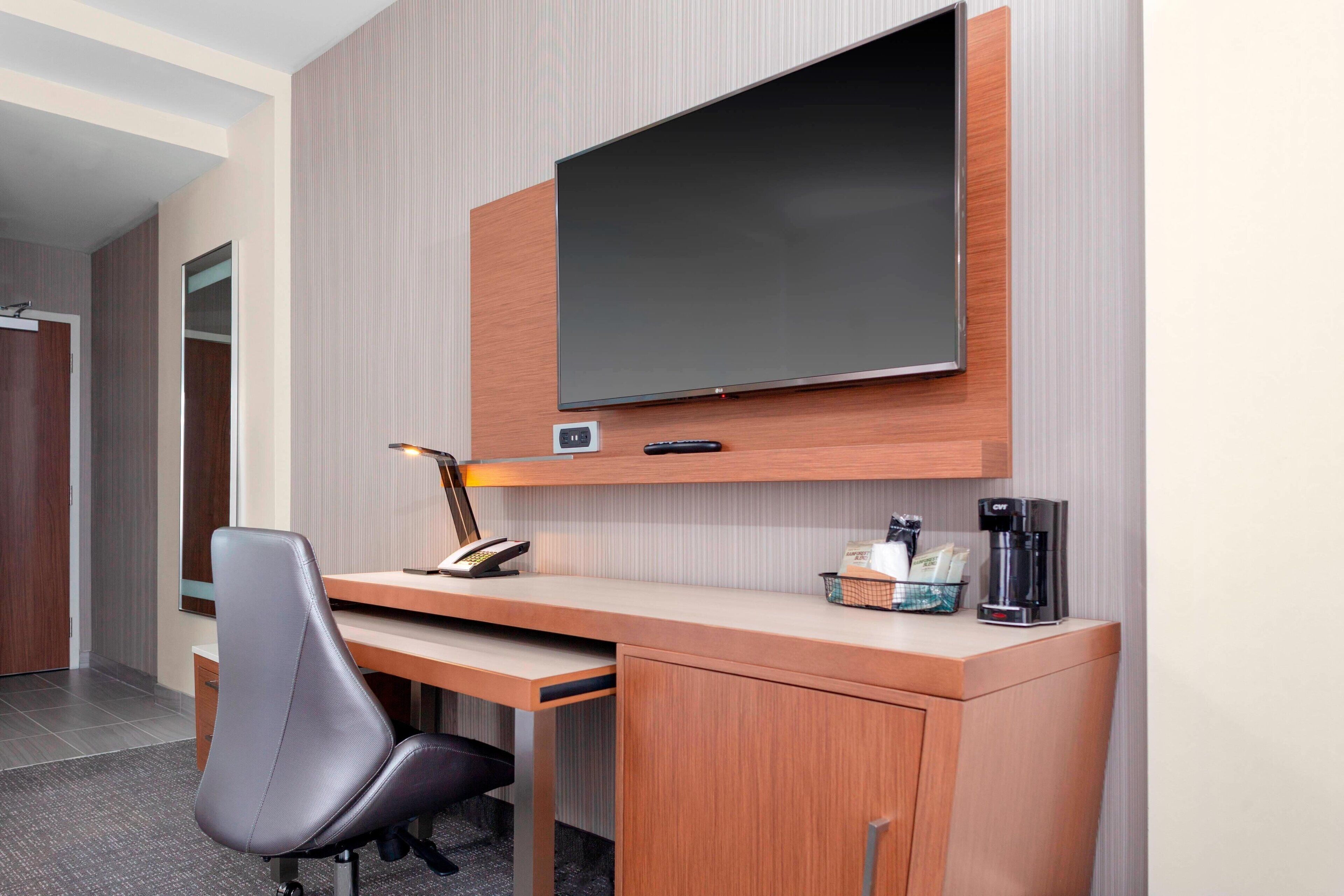 hypo-allergenic bedding, in-room safe, desk, blackout curtains