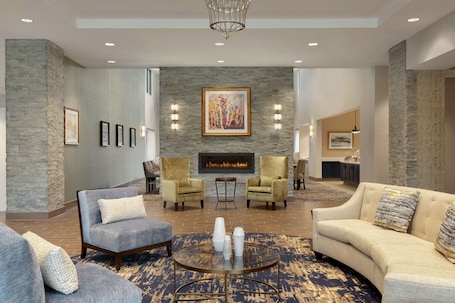 Lobby. Homewood Suites by Hilton Albany Crossgates Mall, NY