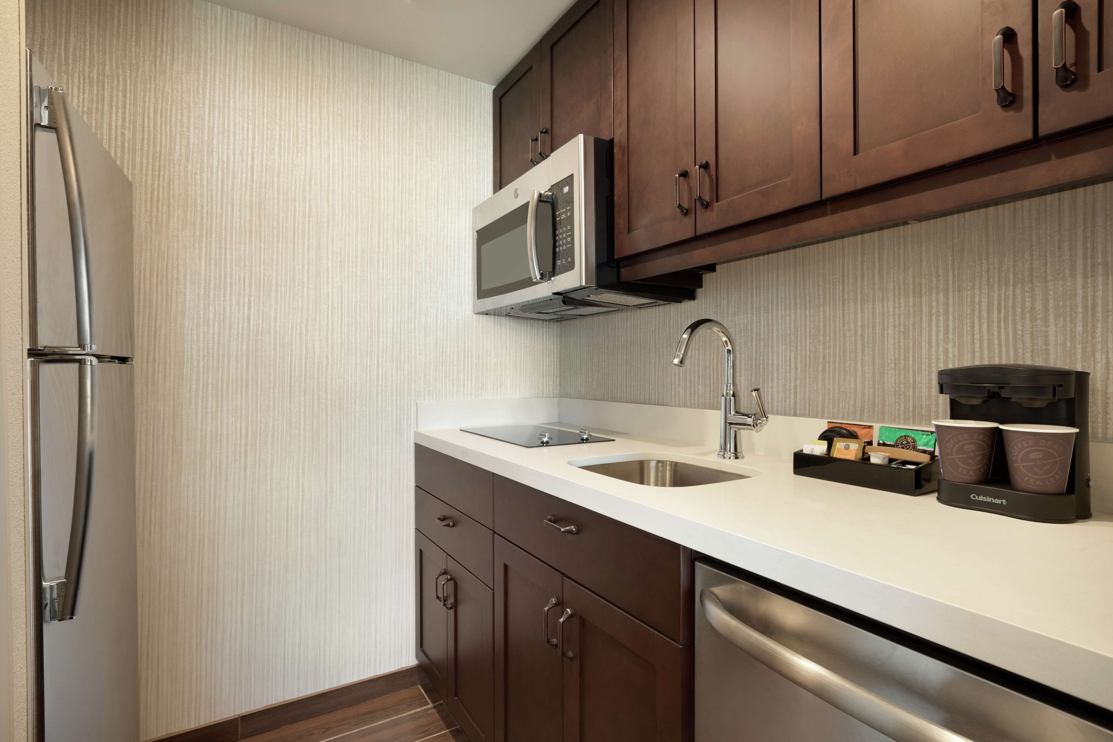 studio, 1 king bed, accessible (hearing) | private kitchen | full-sized fridge, microwave, stovetop, dishwasher