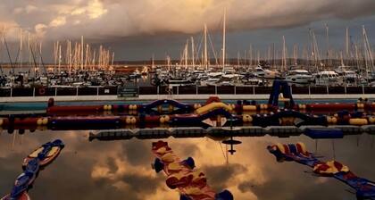 "Une gemme! Parfait pour les couples et les familles, le centre de Lymington avec parking! â