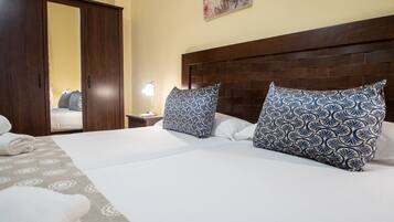2 bedrooms, WiFi, bed sheets