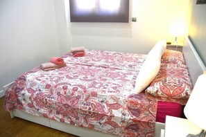 2 habitaciones, wifi y ropa de cama 