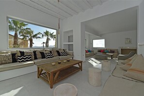 Deluxe Villa, Non Smoking, Private Pool | Living room | Flat-screen TV