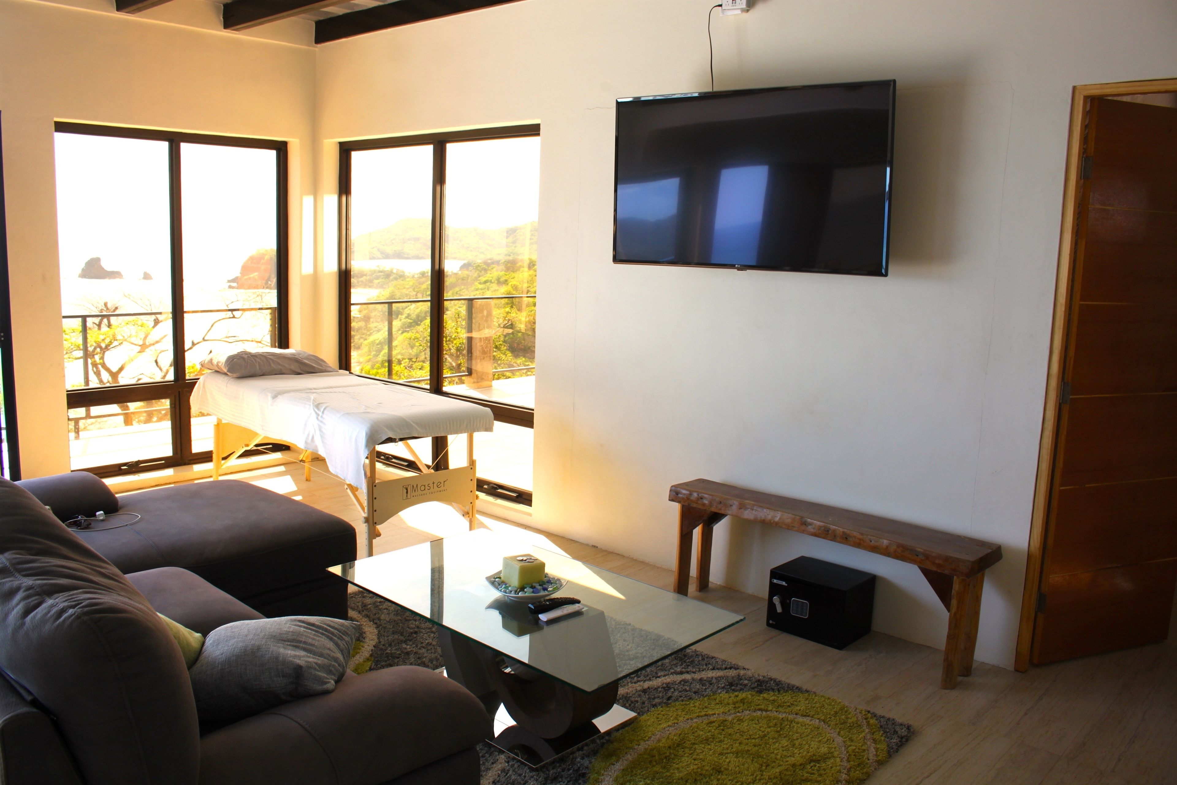 Honeymoon Penthouse, 1 King Bed with Sofa bed, Ocean View, Sea Facing | Room amenity