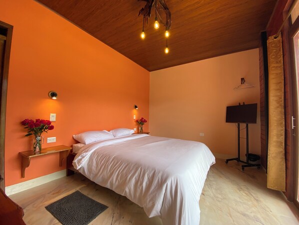 Free WiFi, bed sheets - Cabañas Armonía y Jardín de Orquideas (Mindo)