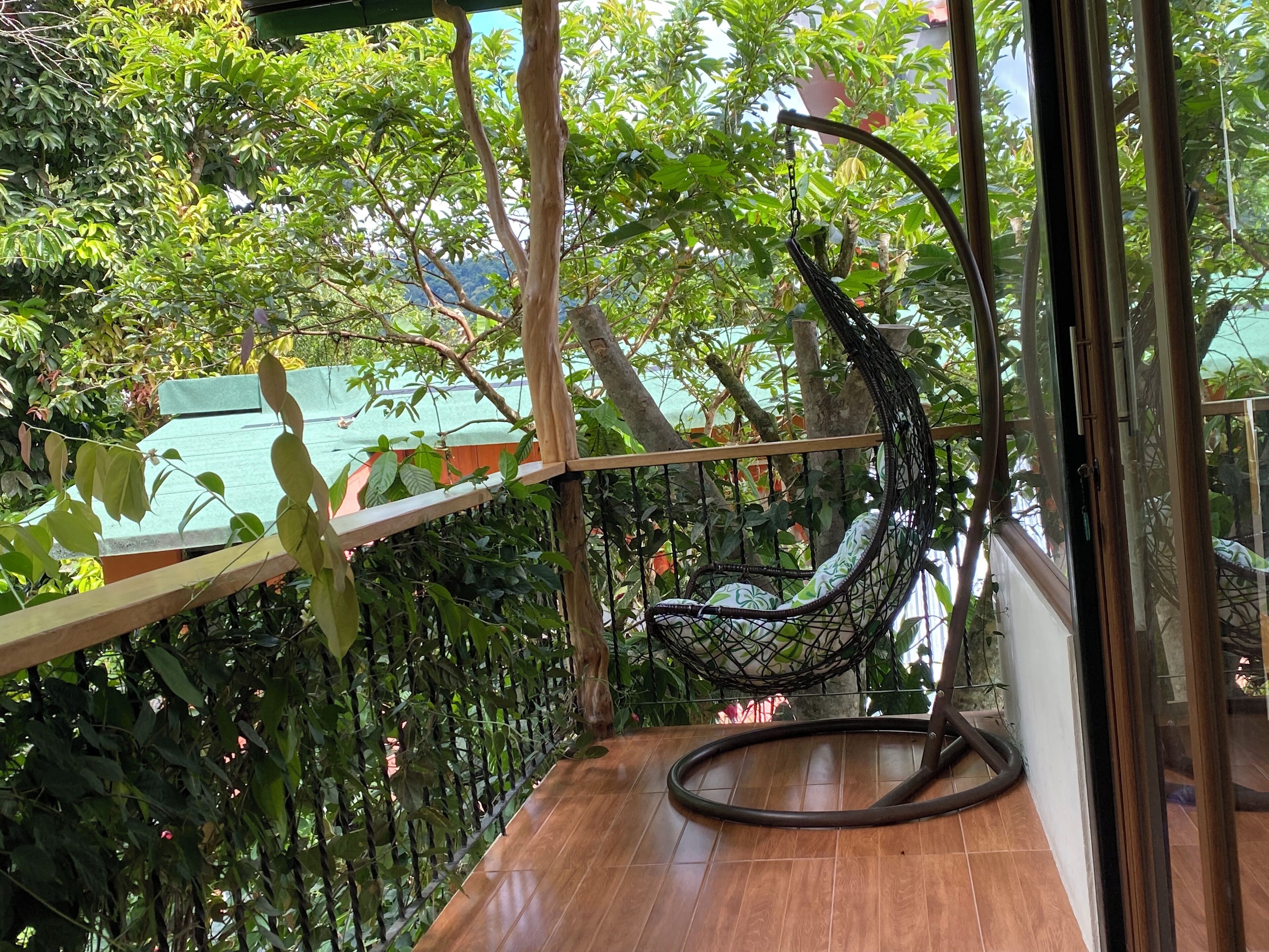 Studio Suite Cao cấp | Hiên