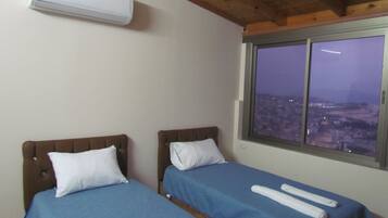 Doppel- oder Zweibettzimmer, Stadtblick