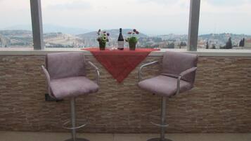 Pemandangan dari hartanah