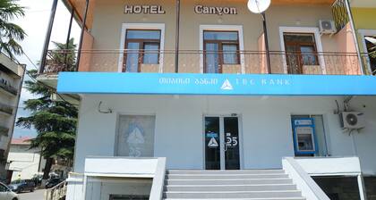 Canyon Hotel