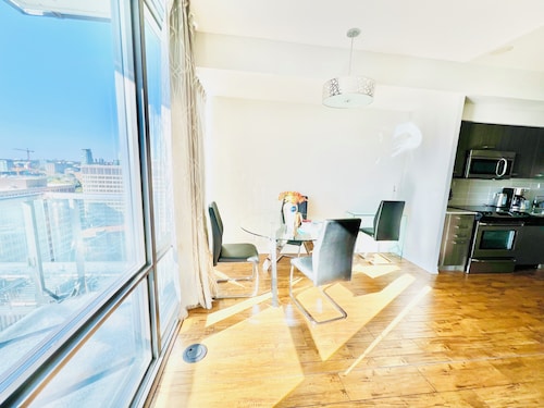 Altitude Suites Bay Street by Teristo Group