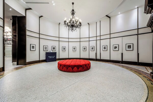 Altitude Suites Bay Street By Teristo Group - Toronto