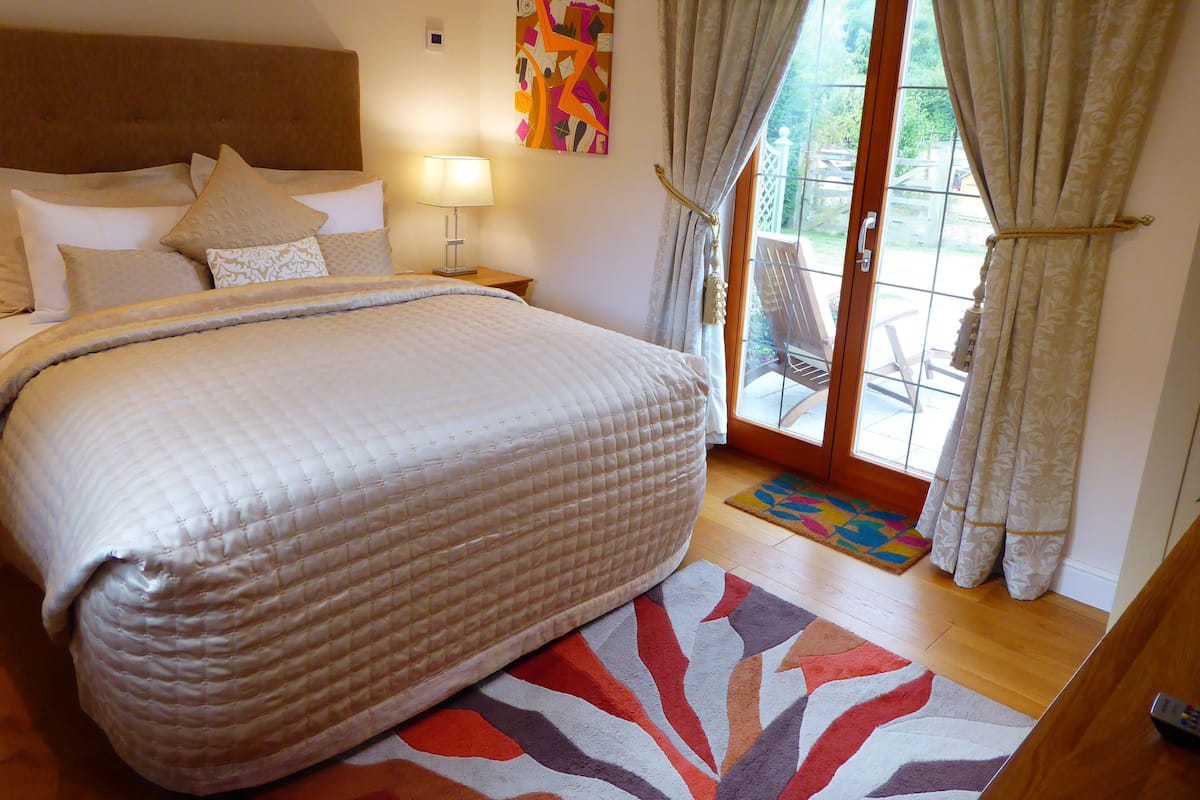 Deluxe Double Room, 1 Double Bed | Egyptian cotton sheets, premium bedding, soundproofing, free WiFi