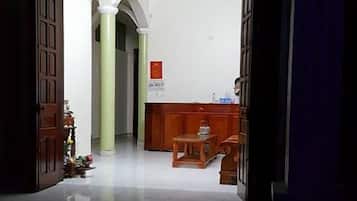 مدخل المنشأة