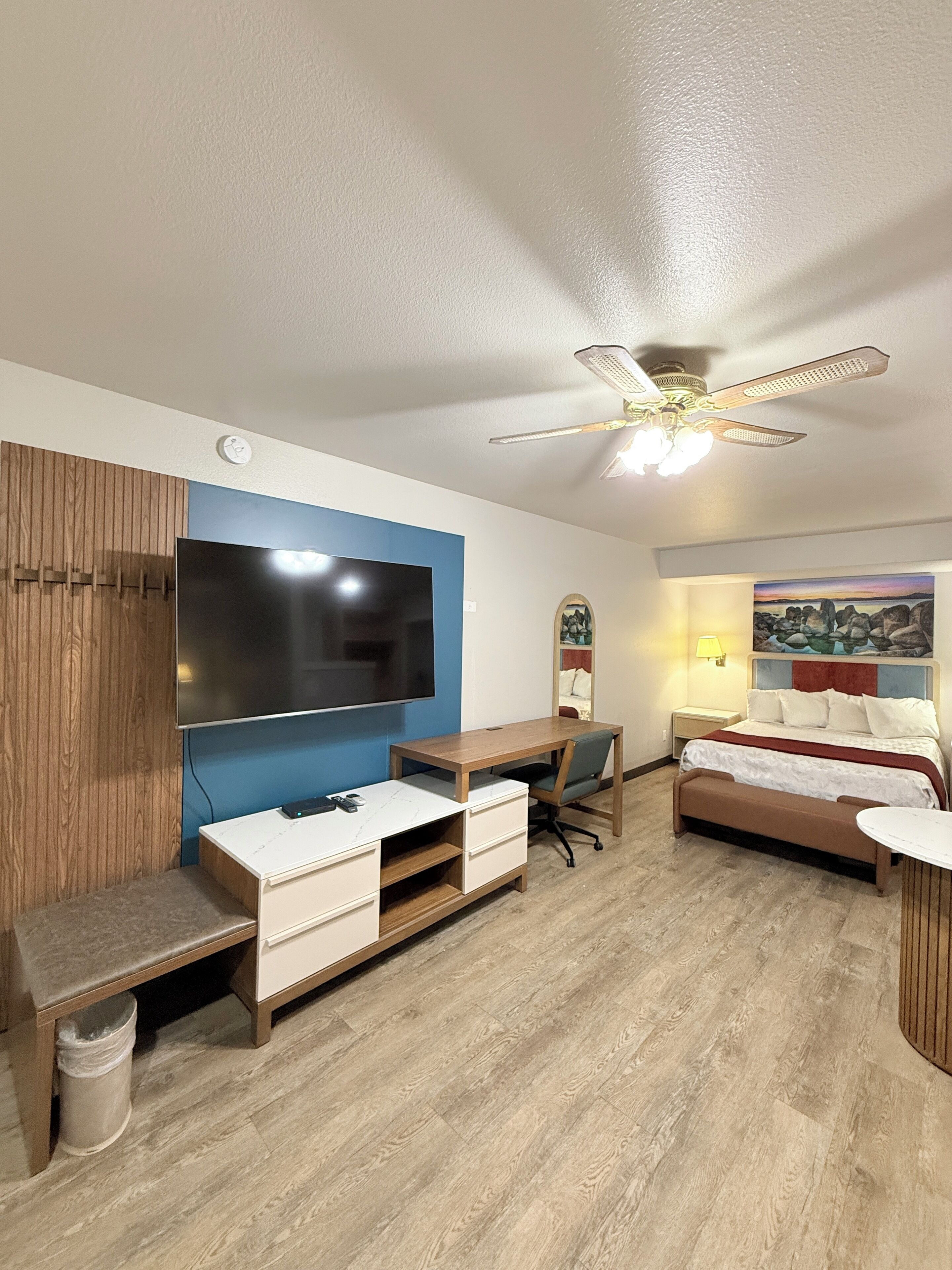 Desk, blackout curtains, free WiFi, bed sheets