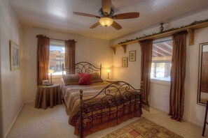4 quartos, Wi-Fi de cortesia, roupa de cama