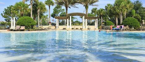 Piscine extérieure, piscine chauffée