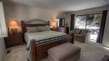2 bedrooms, WiFi (free), bed sheets