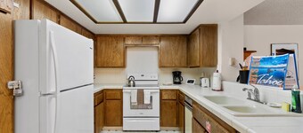 Affordable Heavenly Valley Ski-In/Ski-Out Condo | HNC0641