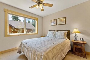 5 chambres, accès au Wi-Fi (inclus), literie fournie