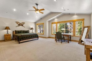 5 habitaciones, wifi gratis y ropa de cama