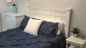 4 bedrooms, WiFi, bed sheets