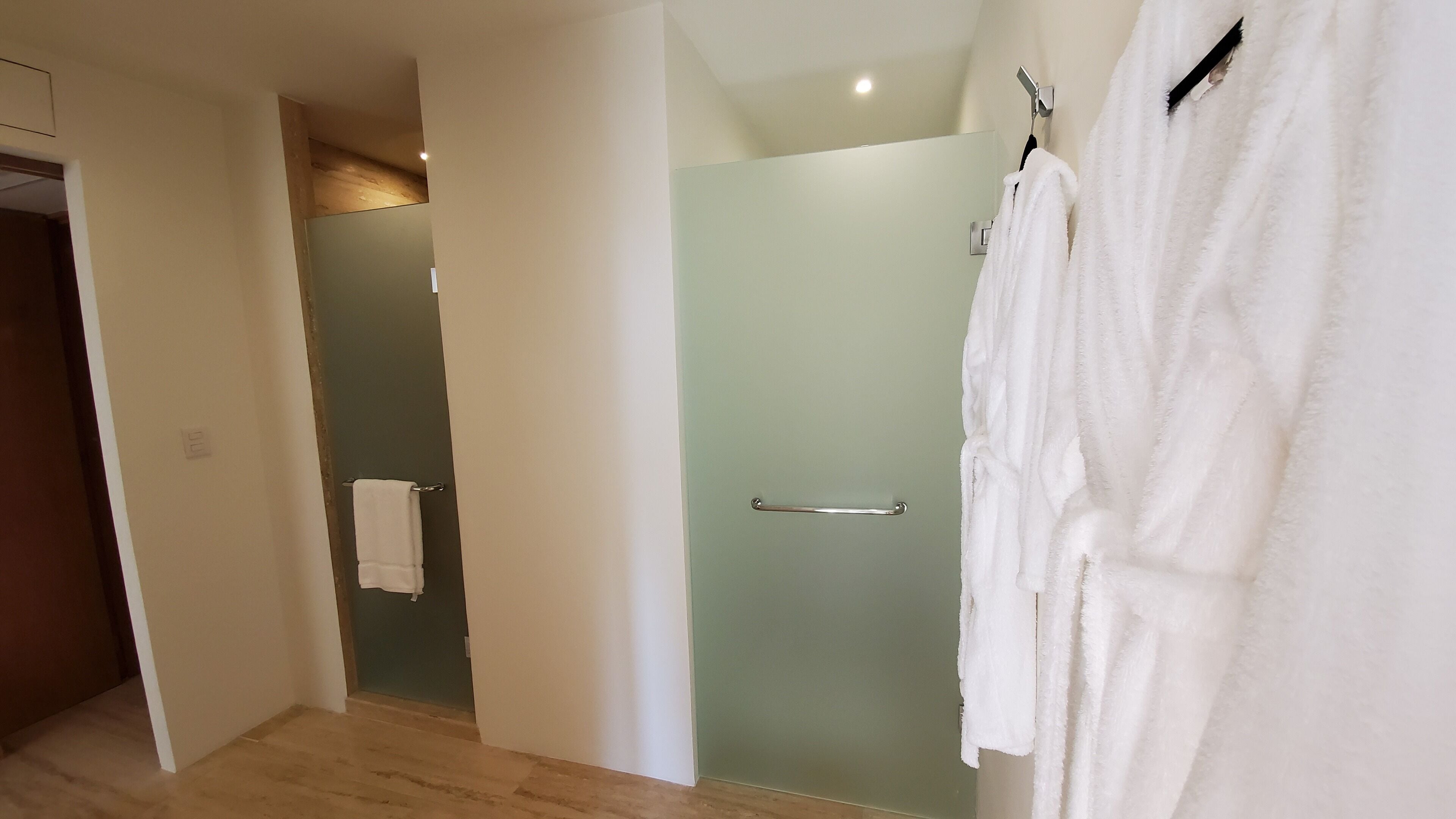 standard room (no view & no balcony) | bathroom | shower, rainfall showerhead, free toiletries, hair dryer