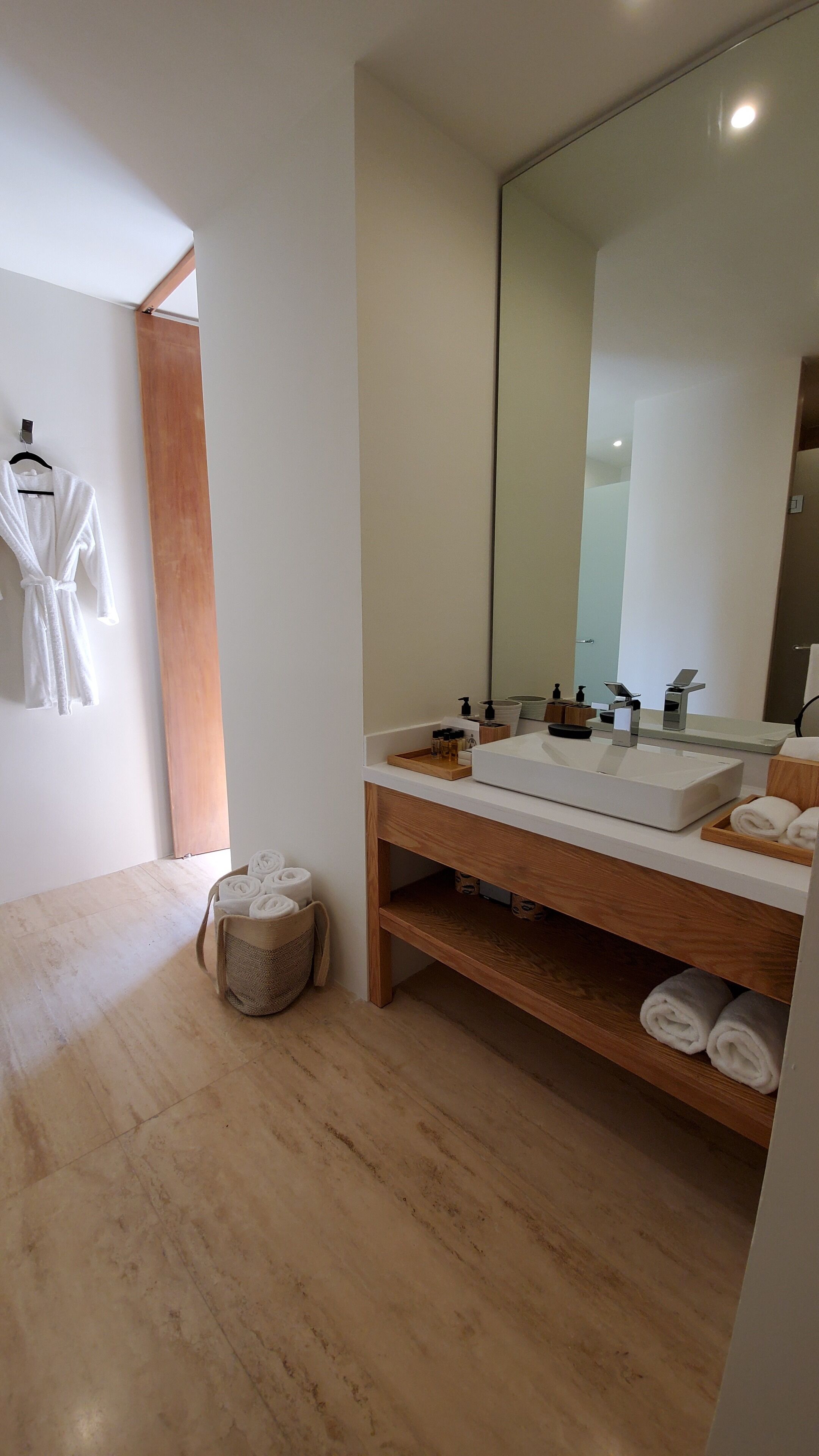 standard room (no view & no balcony) | bathroom | shower, rainfall showerhead, free toiletries, hair dryer