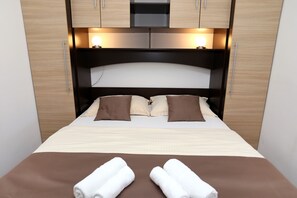 3 Schlafzimmer, Bügeleisen/Bügelbrett, WLAN, Bettwäsche