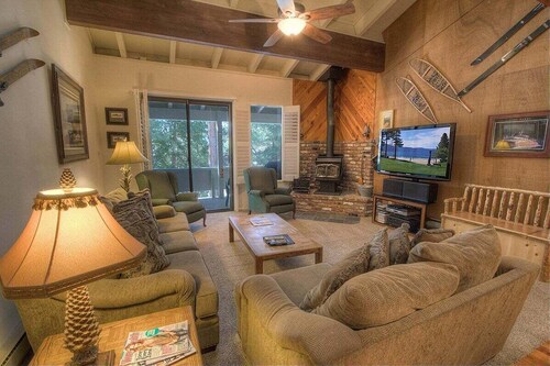 Eagle's Lake retreat - Large  Remodeled Condo