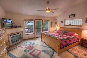 4 bedrooms, free WiFi, bed sheets