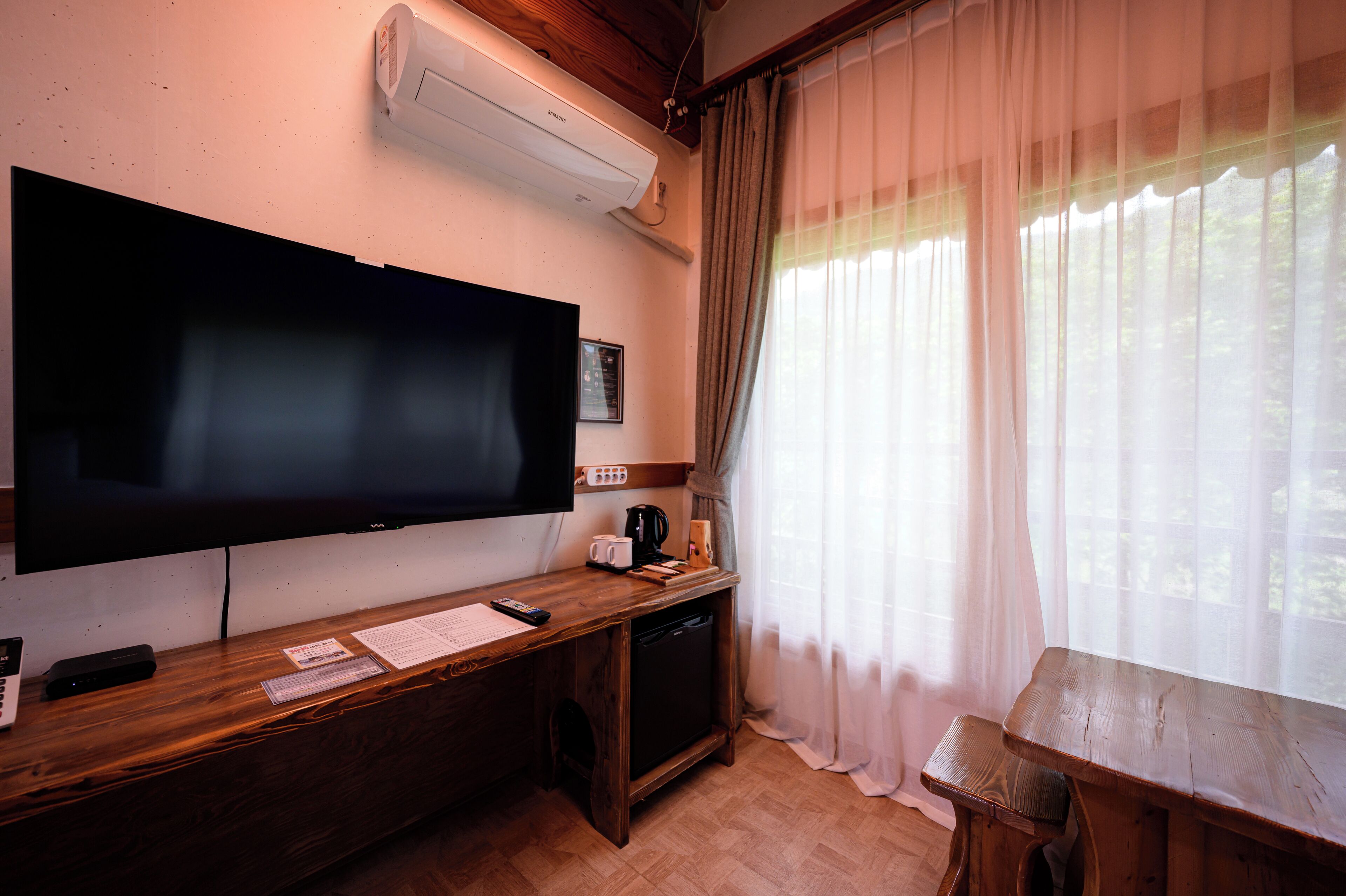 superior double room | 1 bedroom, individually decorated, individually furnished, free wifi