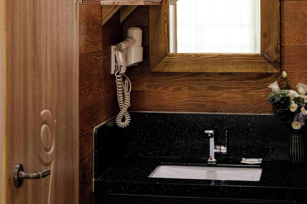 superior twin room | 1 bedroom, individually decorated, individually furnished, free wifi