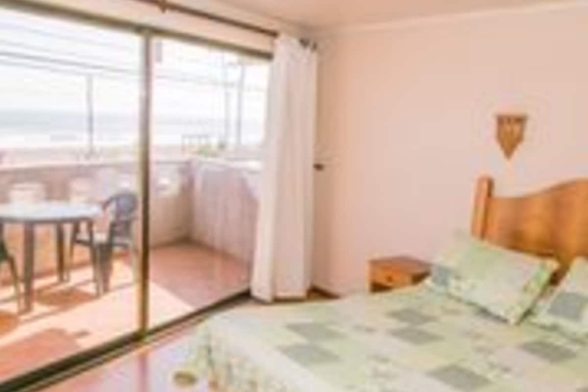 Caja de seguridad en la habitación y cunas gratuitas