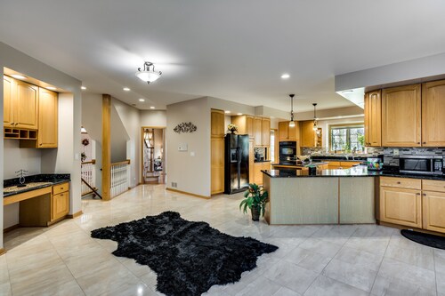 Lake view house