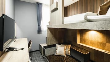 Loft Standard | Una scrivania, Wi-Fi gratuito, lenzuola