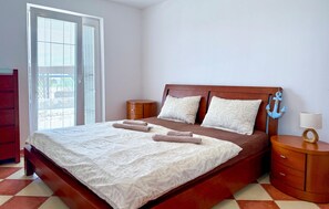 2 bedrooms, free WiFi, bed sheets