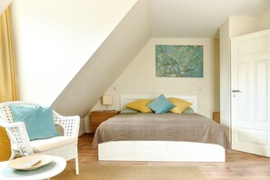 3 bedrooms, iron/ironing board, free WiFi - Spacious vacation home with a great garden, fireplace, close to the water and in a central location (Rechlin)