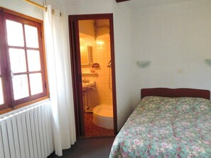 2 Schlafzimmer, Bügeleisen/Bügelbrett, Internetzugang, Bettwäsche
