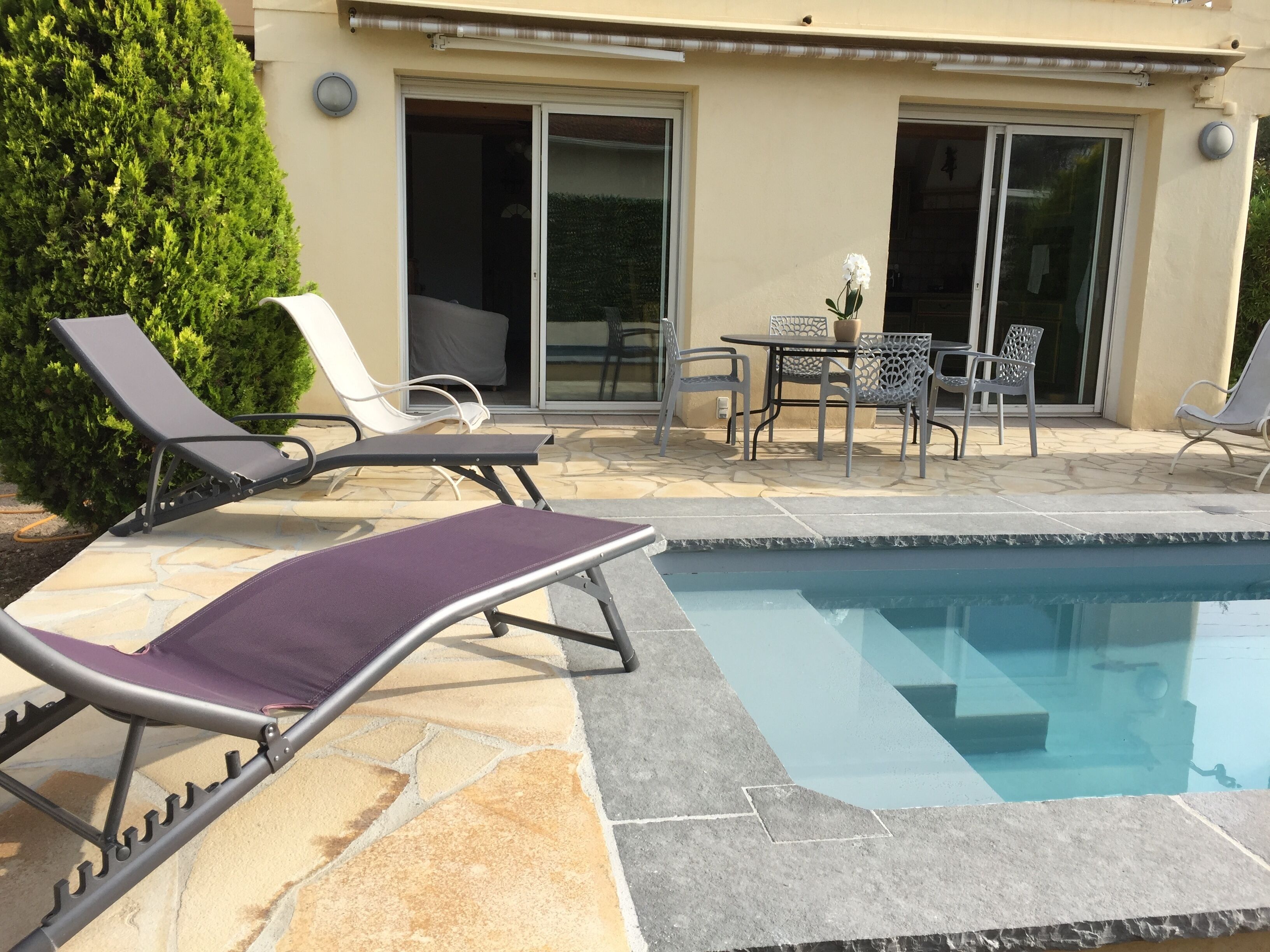 屋外プール、温水プール