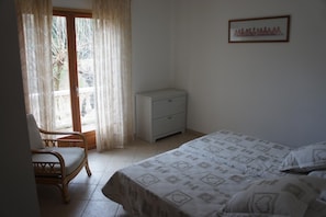 3 slaapkamers, een strijkplank/strijkijzer