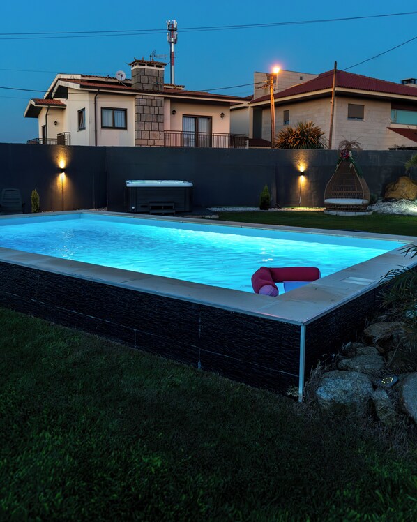 Piscine extérieure